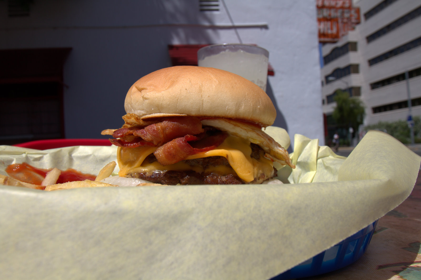 Superburger – Jim Denny’s Hamburgers – Sacramento, CA | BurgerJunkies.com